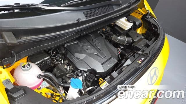 Hyundai Staria 2025 — Фото 6/20