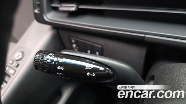 Hyundai Staria 2025 — Фото 19/20