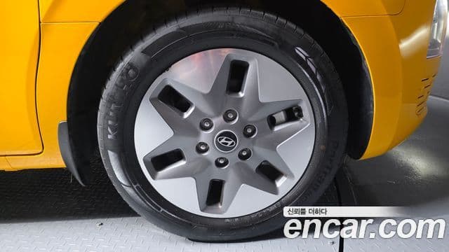 Hyundai Staria 2025 — Şəkil 15/33