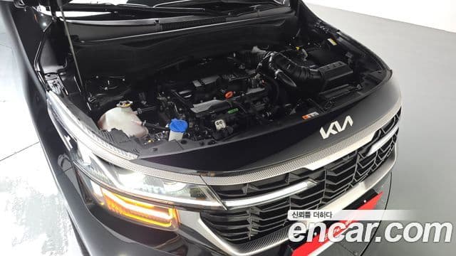 Kia Seltos 2025 — Фото 6/20