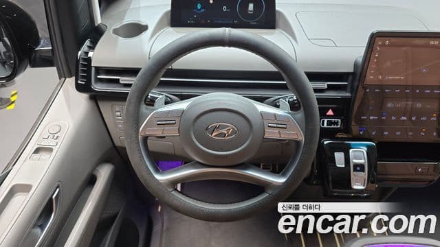 Hyundai Staria 2024 — Фото 13/20