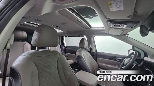 Kia Carnival 2024 — Фото 20/20