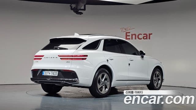 Genesis GV70 2025 — Şəkil 27/33