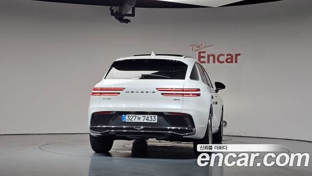 Genesis GV70 2025 — Şəkil 22/33