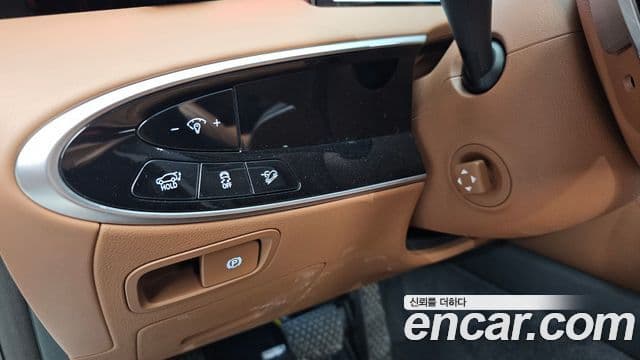 Genesis GV70 2025 — Şəkil 20/33