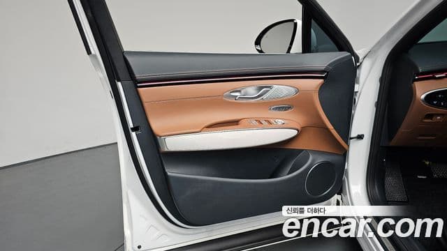 Genesis GV70 2025 — Şəkil 12/33