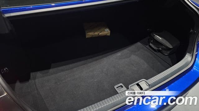 Lexus ES300h 2022 — Photo 14/30