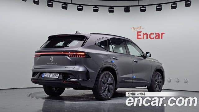 Renault Samsung Grand Koleos 2026 — Фото 2/20
