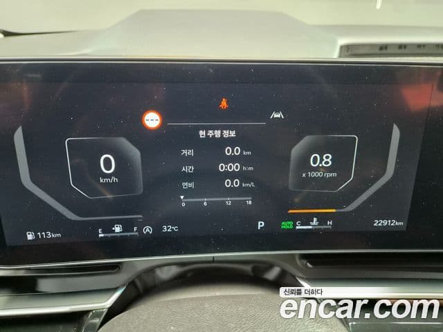Kia Carnival 2024 — Фото 13/20