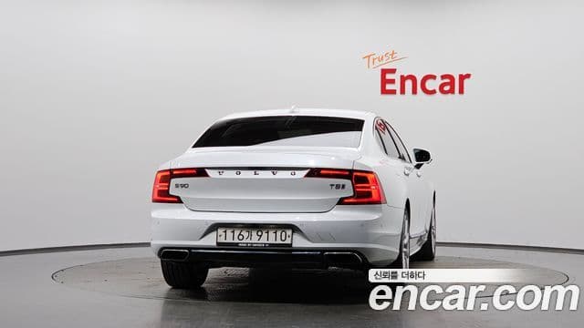 Volvo S90 2019 — Фото 4/20