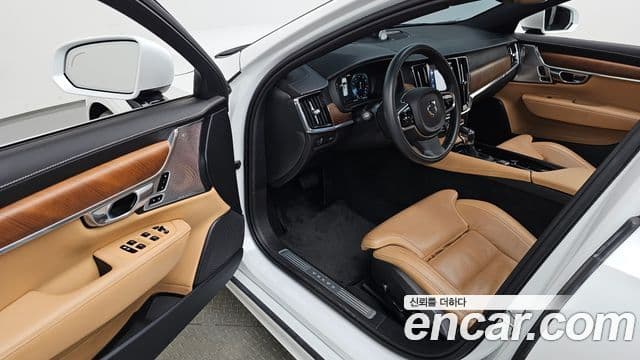 Volvo S90 2019 — Фото 10/20