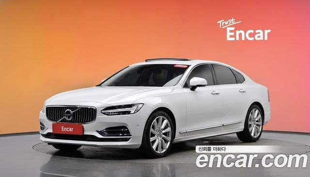 Volvo S90 2019 — Фото 1/20