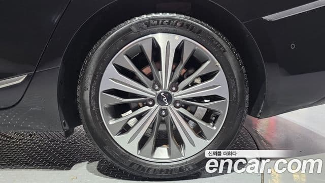 Kia K8 2023 — Photo 24/32