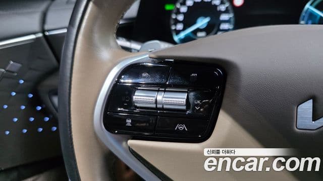 Kia K8 2023 — Photo 18/32