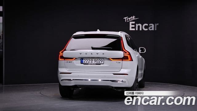 Volvo XC60 2025 — Фото 4/20