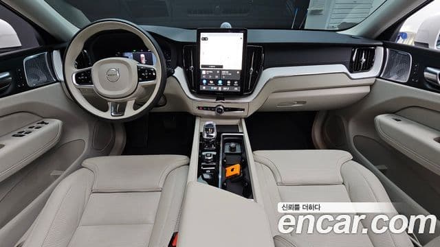Volvo XC60 2025 — Фото 7/20