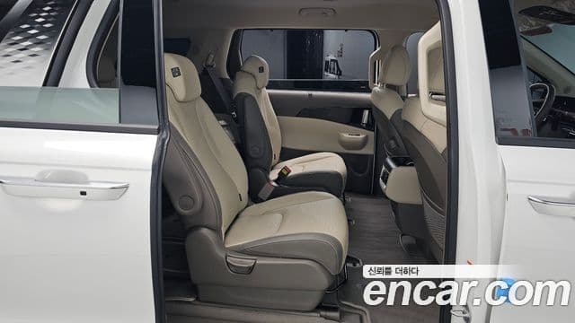 Kia Carnival 2026 — Фото 12/20