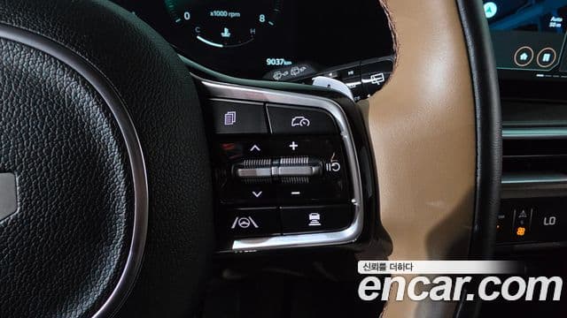 Kia Sorento 2025 — Фото 18/20