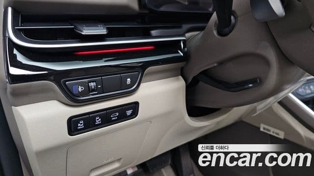 Kia Carnival 2024 — Фото 15/20