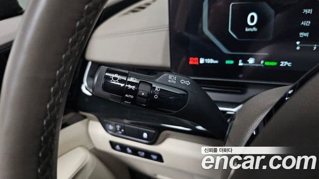 Kia Carnival 2024 — Фото 16/20