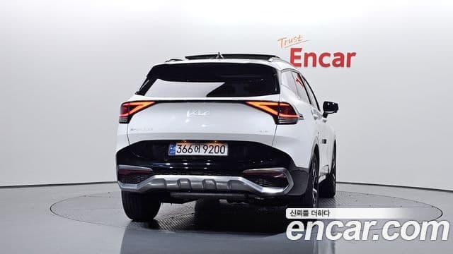 Kia Sportage 2021 — Фото 4/20