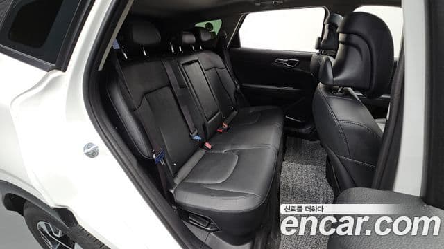 Kia Sportage 2021 — Фото 11/20