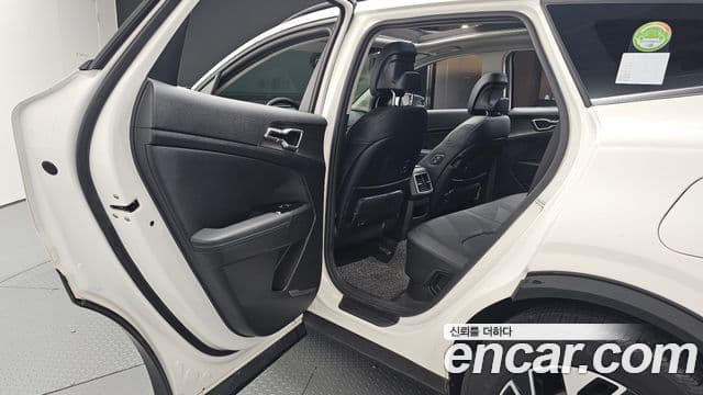 Kia Sportage 2021 — Фото 12/20