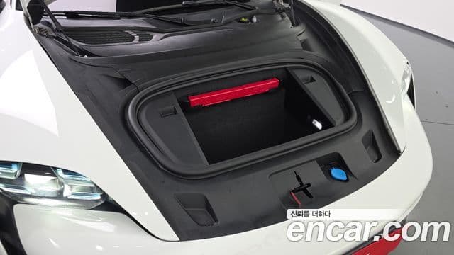Porsche Taycan 2021 — ფოტო 11/20