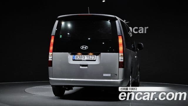 Hyundai Staria 2025 — Фото 4/20