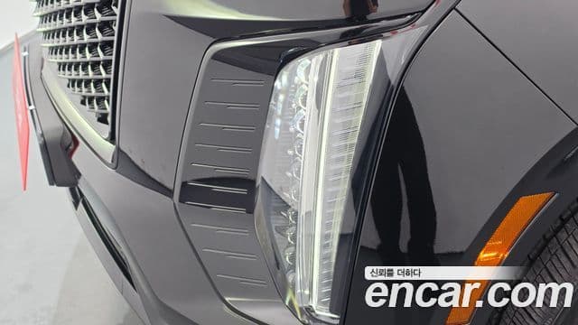 Cadillac Escalade 2025 — Şəkil 33/41