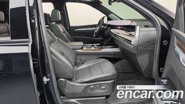 Cadillac Escalade 2025 — Şəkil 28/41