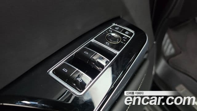 Cadillac Escalade 2025 — Şəkil 10/41