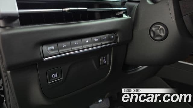 Cadillac Escalade 2025 — Şəkil 18/41