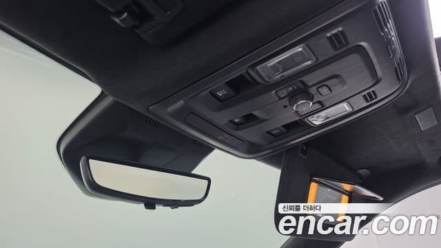 Cadillac Escalade 2025 — Şəkil 32/41