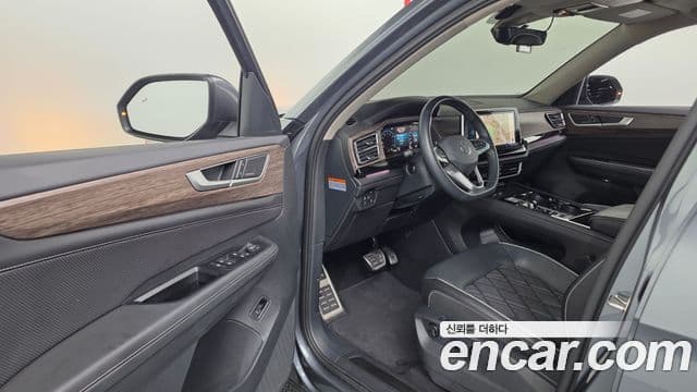 Volkswagen Atlas 2025 — ფოტო 24/35