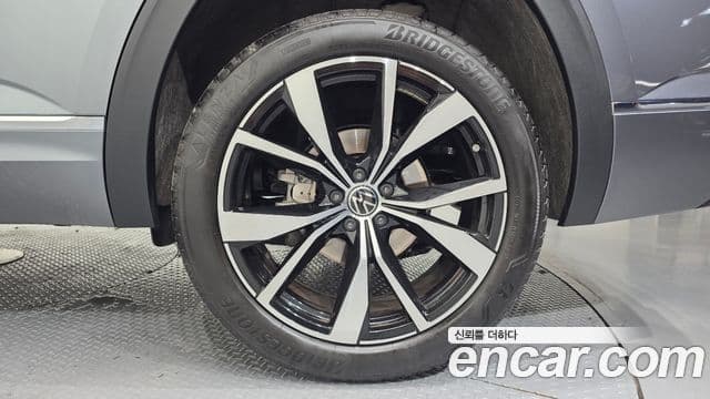 Volkswagen Atlas 2025 — ფოტო 34/35