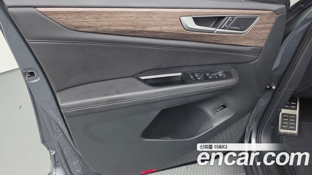 Volkswagen Atlas 2025 — ფოტო 23/35