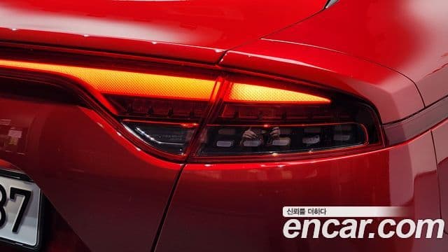 Kia Stinger Meister 2022 — Şəkil 29/36