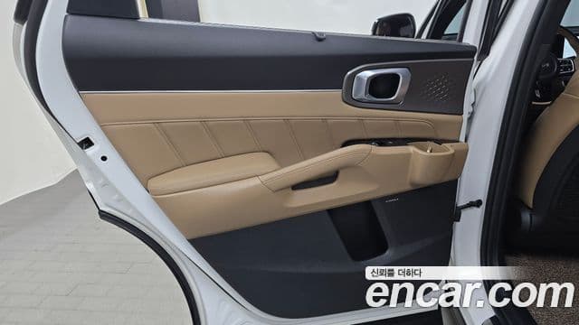 Kia Sorento 2025 — Photo 32/38