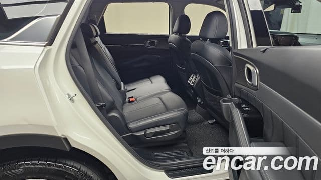Kia Sorento 2020 — Фото 11/20
