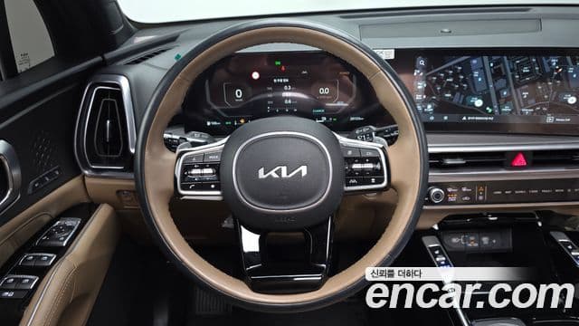 Kia Sorento 2024 — Фото 13/20