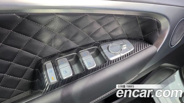 Genesis G70 2019 — Şəkil 20/33