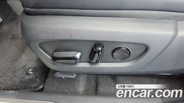Lexus RX500h 2025 — ფოტო 18/41