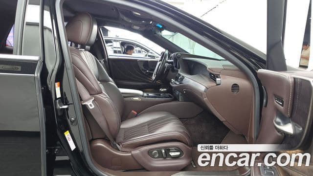 Lexus LS500h 2018 — ფოტო 6/20