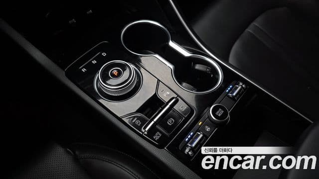 Kia K5 2022 — Photo 23/30