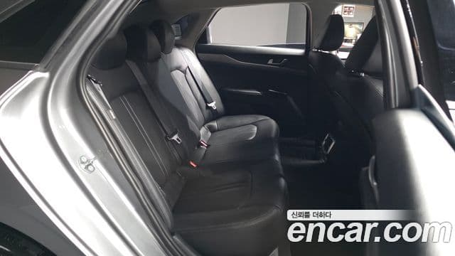 Kia K5 2022 — Photo 1/30
