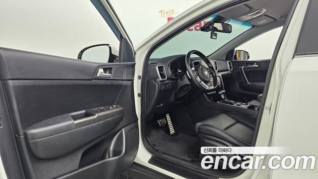 Kia Sportage The Bold 2021 — Фото 10/20