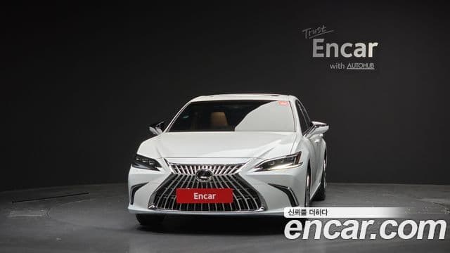 Lexus ES300h 2025 — Фото 3/20
