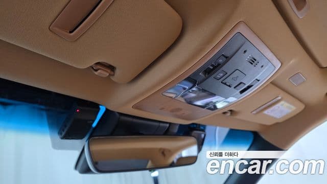 Lexus ES300h 2025 — ფოტო 12/34