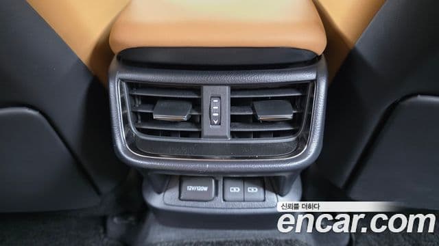 Lexus ES300h 2025 — ფოტო 17/34